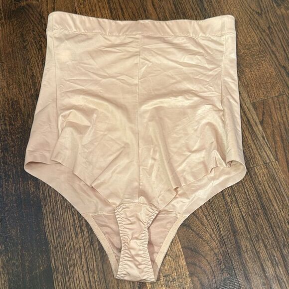 NWT Spanx Suit Your Fancy High Waist Thong - Picture 6 of 6